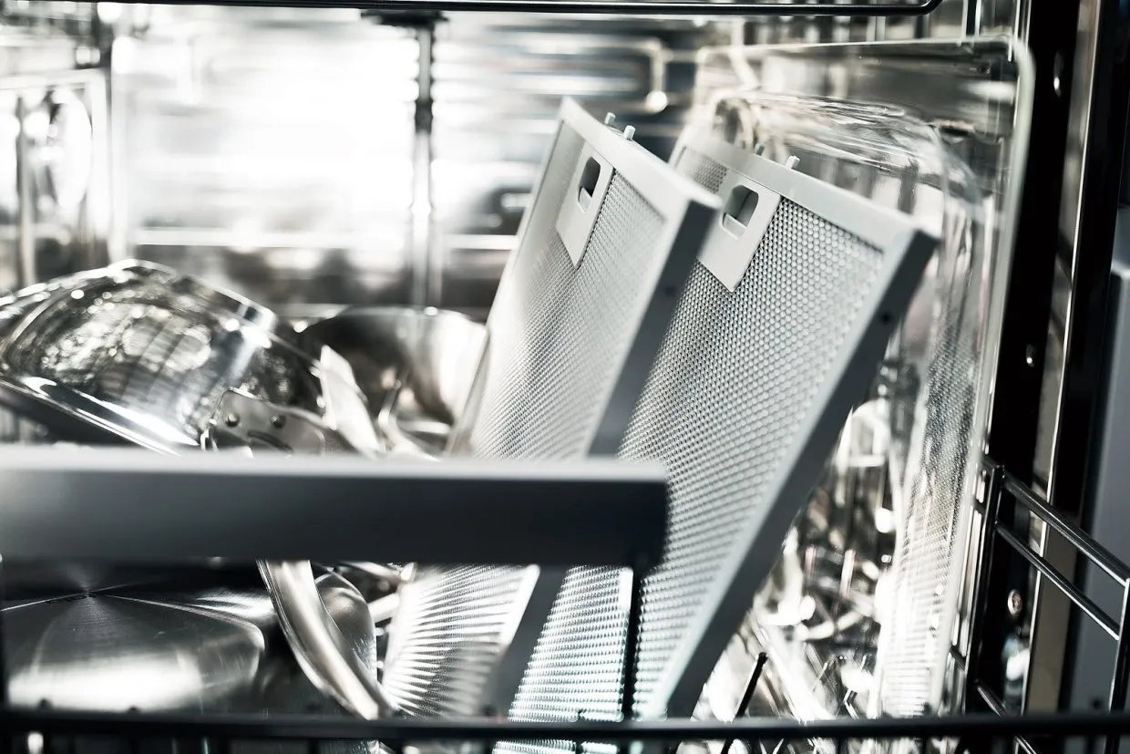 Dishwasher proof filter