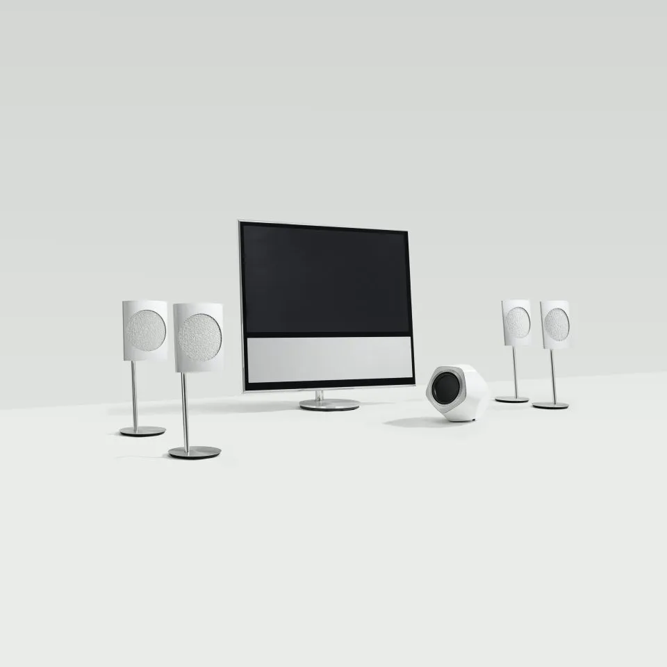 bang & olufsen רמקול אלחוטי מעוצב עם מגוון אפשרויות העמדה בצבע לבן מבית Bang & Olufsen דגם Beolab 17 White — תמונה 6