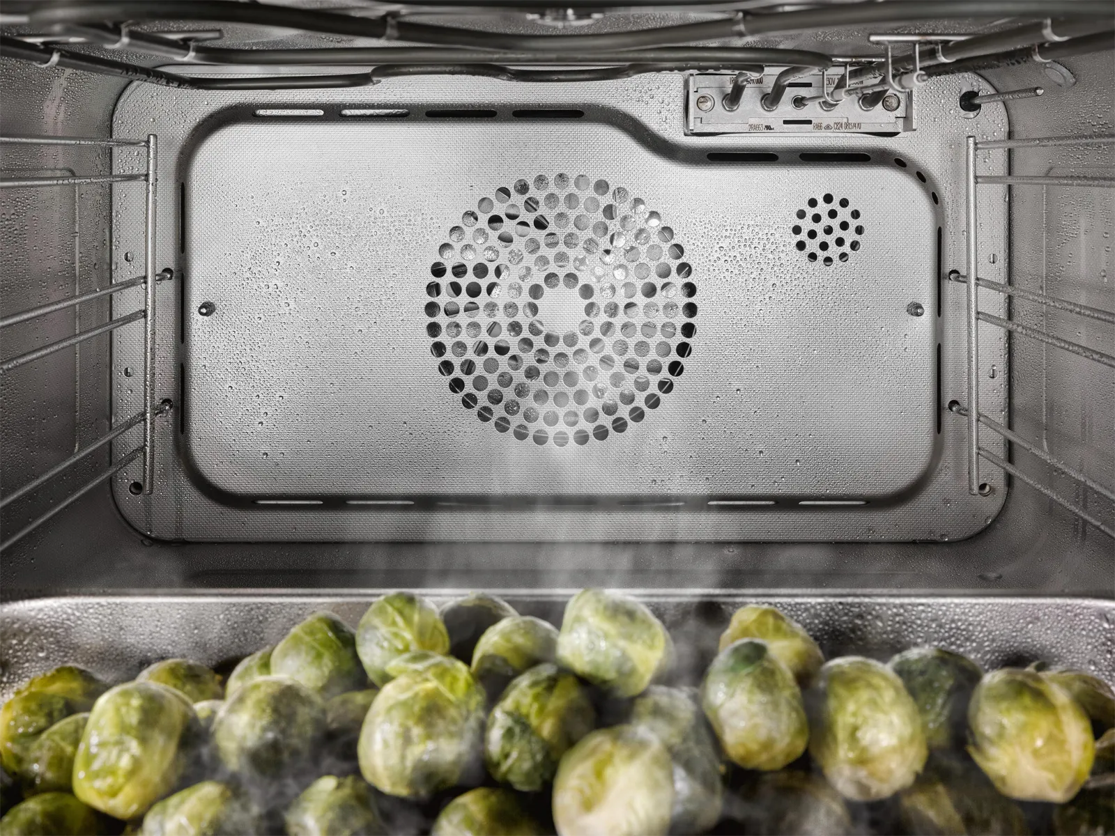 Miele תנור אידוי קומבי סטימר משולב אפייה 60 ס"מ Sous-vide DualSteam תוצרת Miele דגם DGC 7860 Graphite Grey — תמונה 7