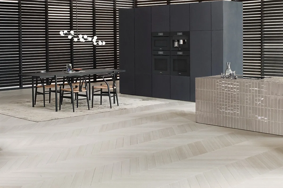 Miele תנור שף משולב מיקרוגל 45 ס"מ MIELE דגם H6800BMX black — תמונה 3