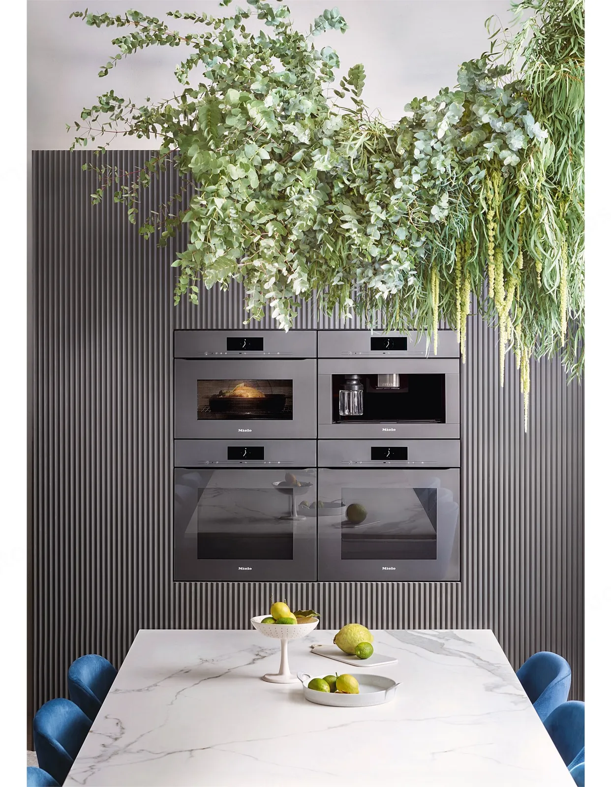 Miele תנור שף פירוליטי 76 ליטר אפייה עם לחות ArtLine Touch2Open M-Touch תוצרת Miele דגם H 7860 BPX grey — תמונה 10