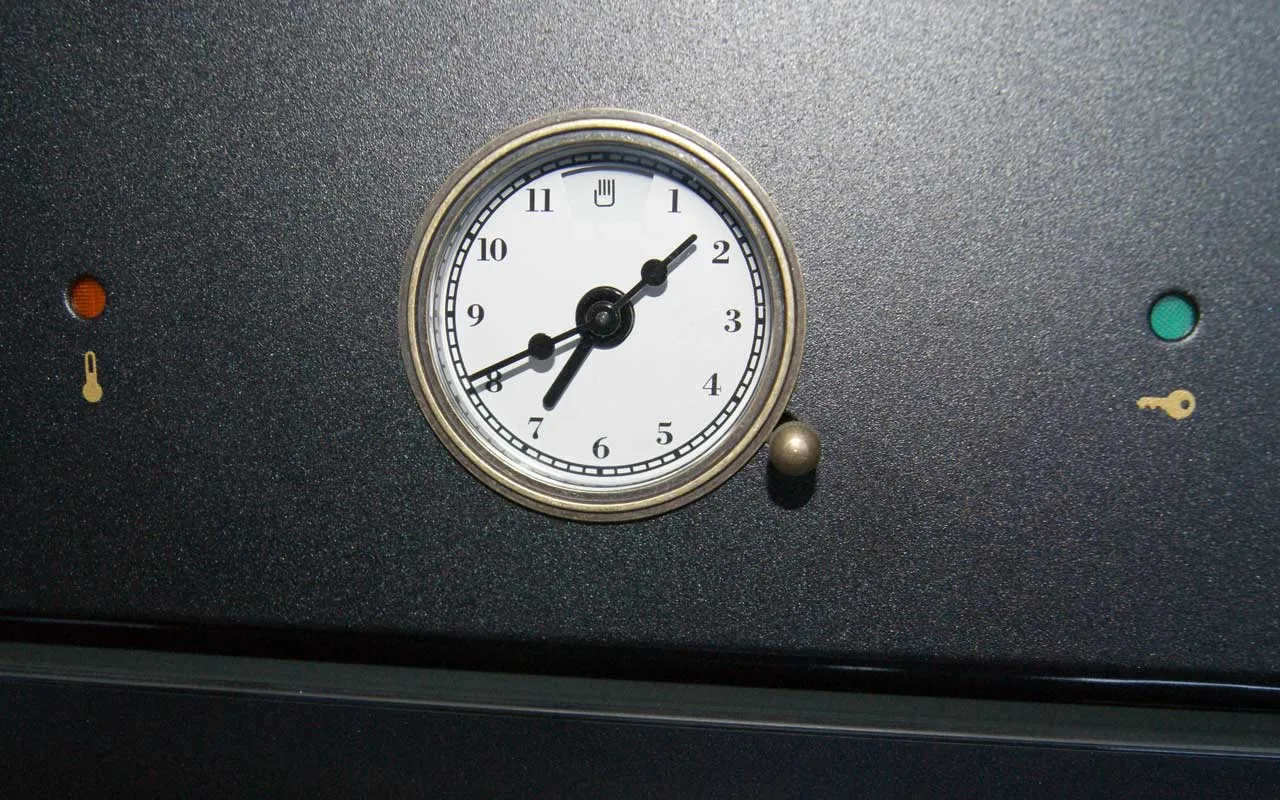 SMEG תנור פירוליטי שחור פחם, 60 ס"מ מסדרת Colonial תוצרת SMEG דגם SFP805AO — תמונה 3
