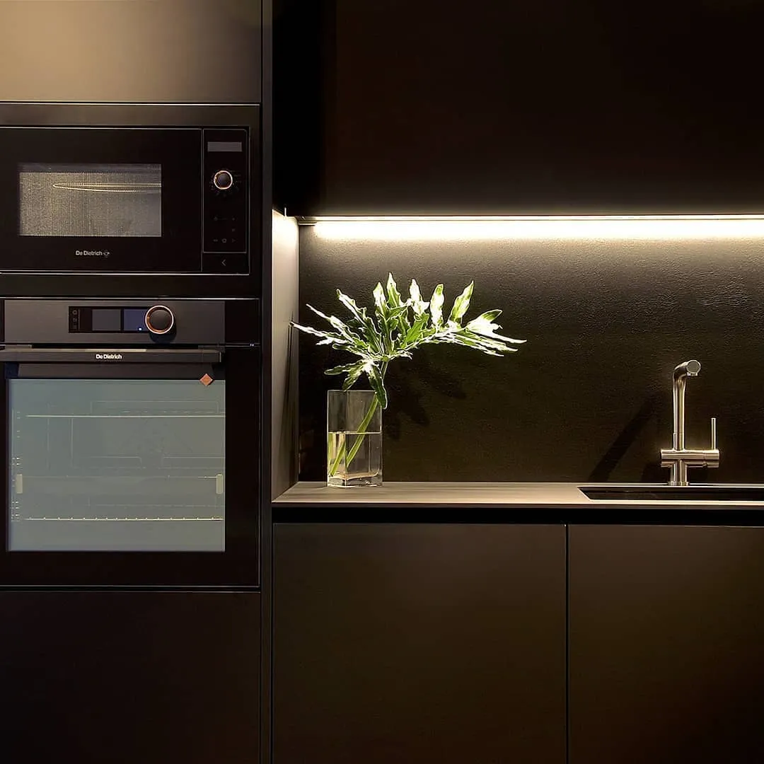 De Dietrich תנור בנוי פירוליטי 60 ס"מ עם בישול באדים DE DIETRICH צרפת דגם DOS7585A עודפים — תמונה 4