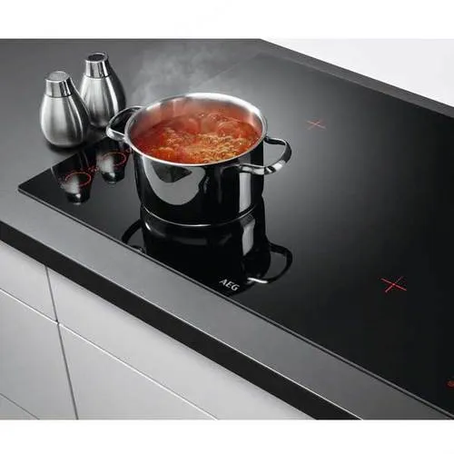 AEG כיריים אינדוקציה 70 ס"מ PURE BLACK תוצרת AEG דגם HK774400FB תוצרת גרמניה — תמונה 2