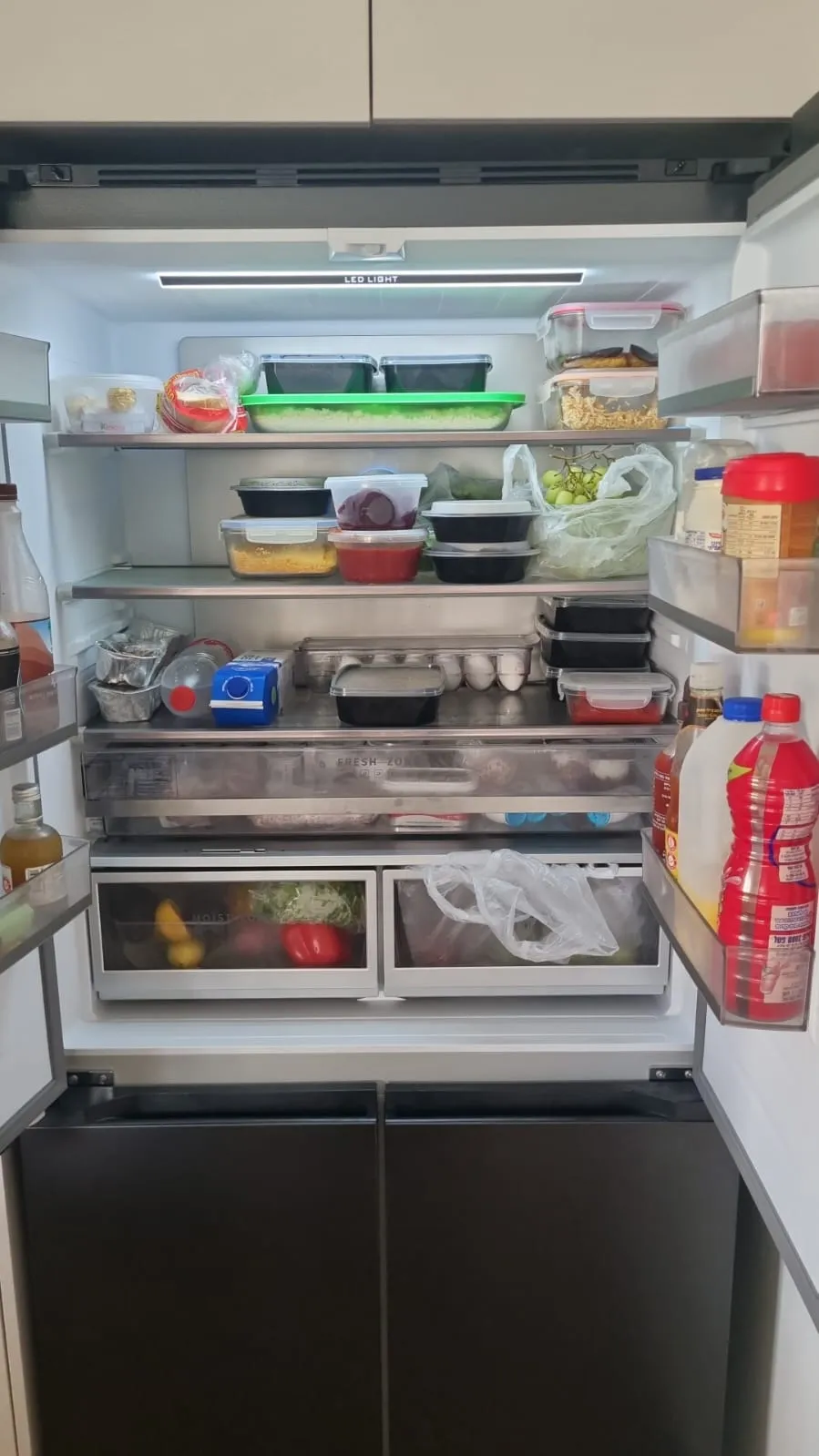 Scholtes מקרר 4 דלתות 91 ס"מ קו אפס צירים חכמים מסדרת Kitchen Fit תוצרת SCHOLTES דגם SORC550WDX — תמונה 8