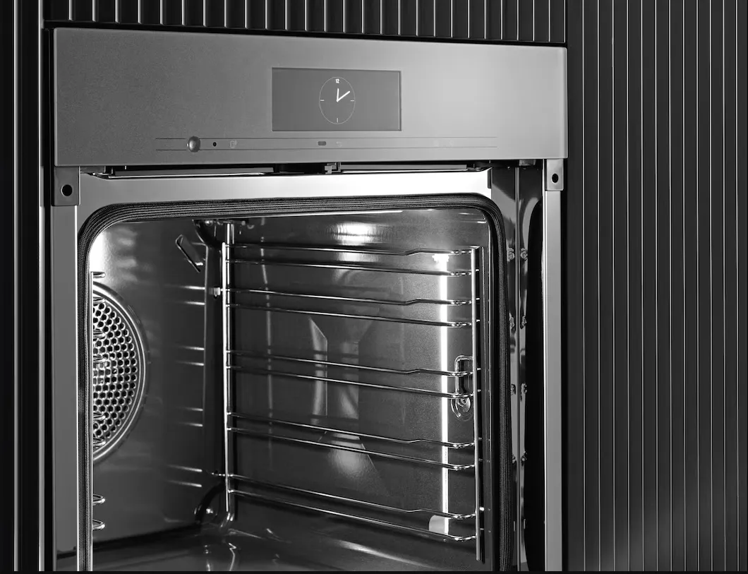 תנור שף פירוליטי אפייה עם לחות ArtLine Touch2Open M-Touch תוצרת Miele דגם H 7860 BPX Obsidian black matt