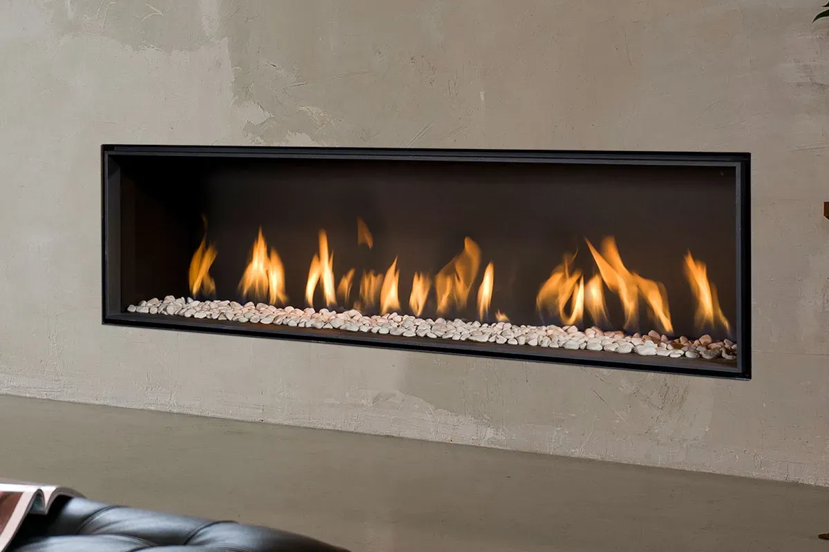 BELLFIRES קמין גז בנוי מודרני 11.4 KW רוחב 150 ס"מ עוצמתי לחלל גדול מבית Bellfires דגם Horizon Bell XL 3 — תמונה 2
