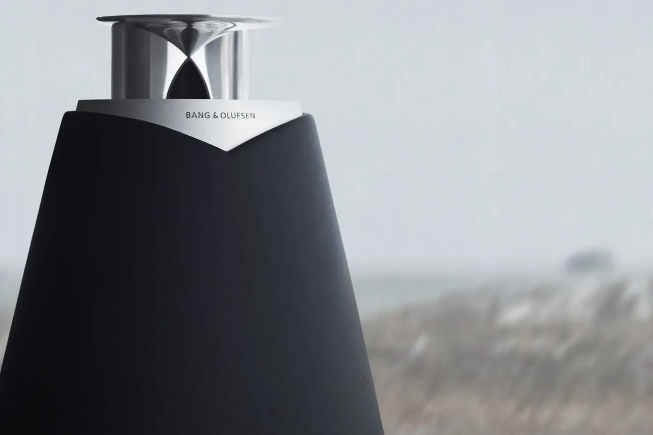 bang & olufsen רמקולים מעוצבים בצבע שחור בטכנולוגיית עדשת הסאונד הייחודית של Bang & Olufsen דגם Beolab 20 Black  — תמונה 9