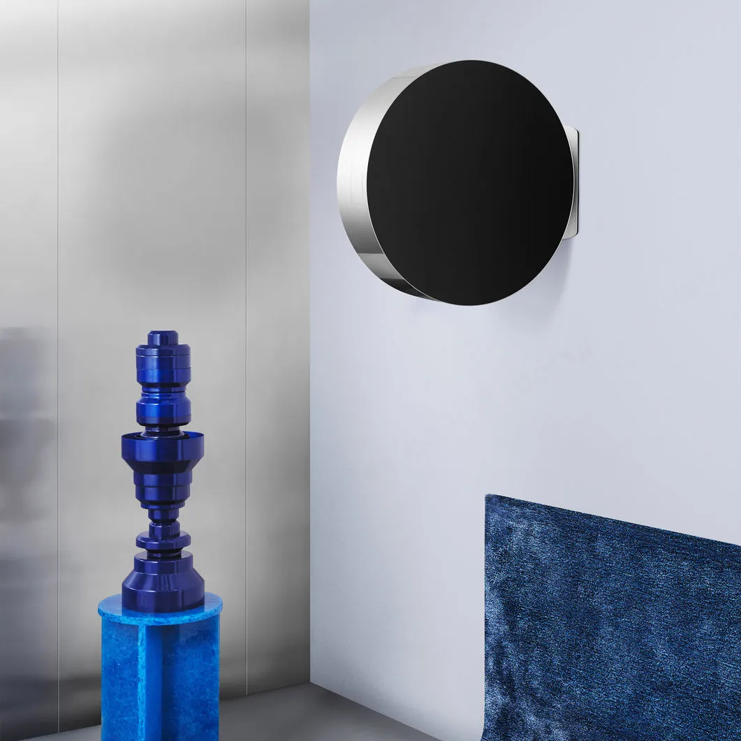 bang & olufsen רמקול עוצמתי בעיצוב איקוני מבית Bang & Olufsen צבע כסף דגם Beosound Edge silver — תמונה 7