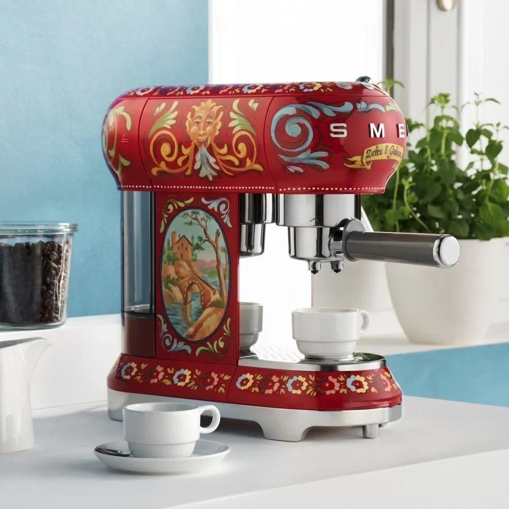SMEG מכונת אספרסו בעיצוב DOLCE & GABBANA תוצרת SMEG דגם ECF01DGEU — תמונה 7