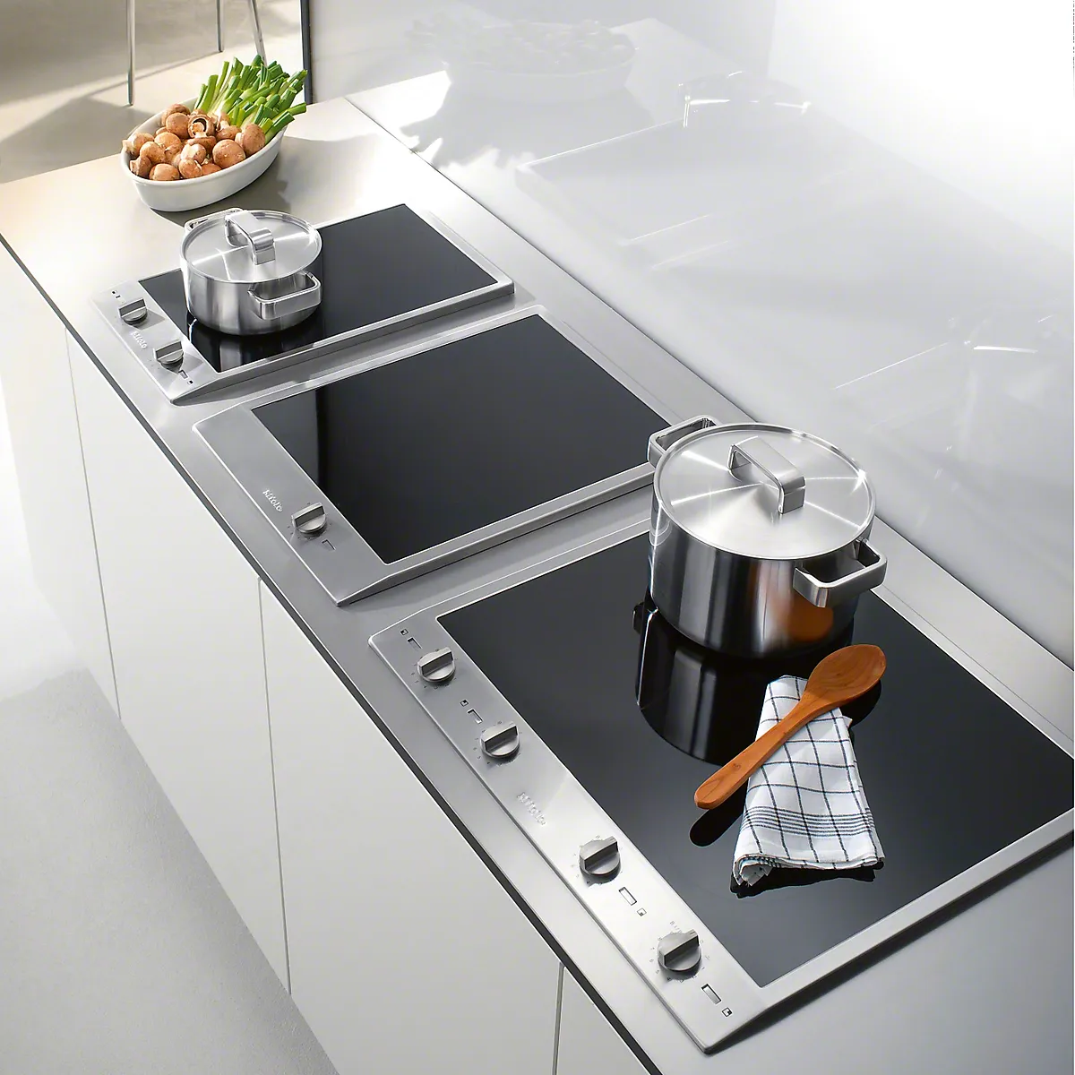Miele כיריים אינדוקציה דומינו טבעות חימום מרכזית MIELE CS1221-1 — תמונה 2