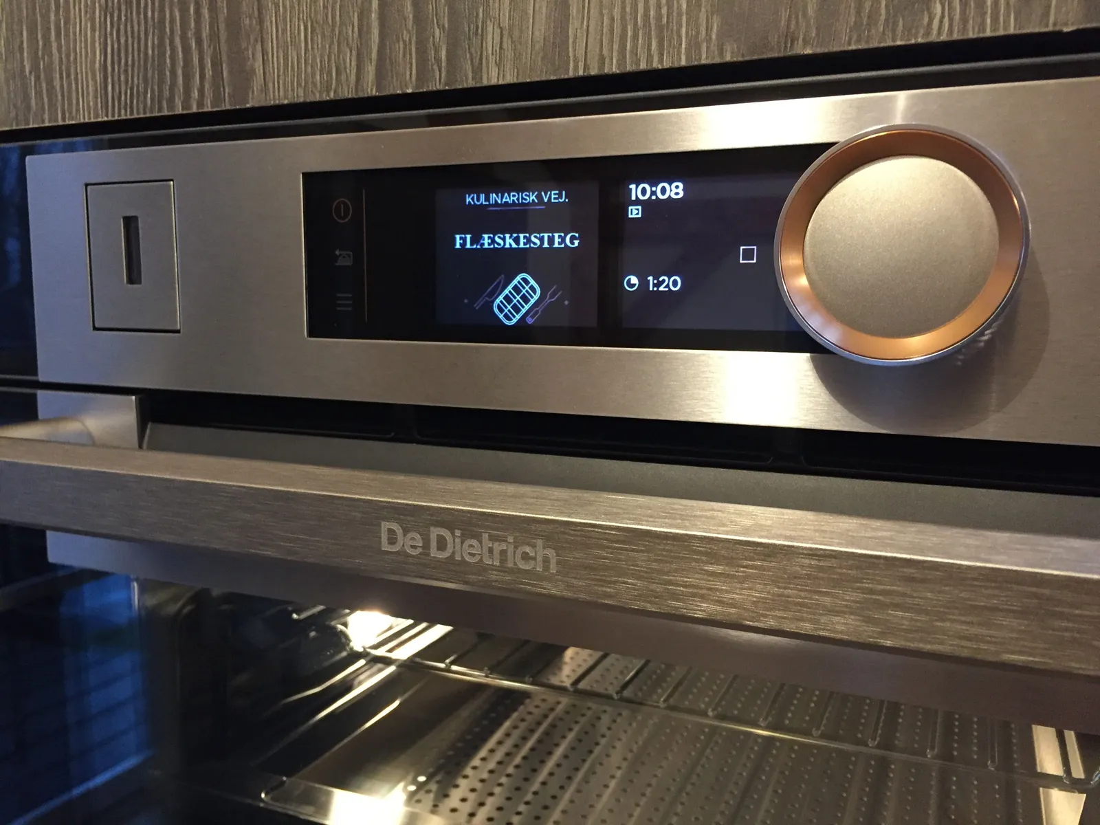 De Dietrich תנור בנוי פירוליטי 45 ס"מ עם בישול באדים גימור נירוסטה DE DIETRICH צרפת דגם DKR7580X — תמונה 4