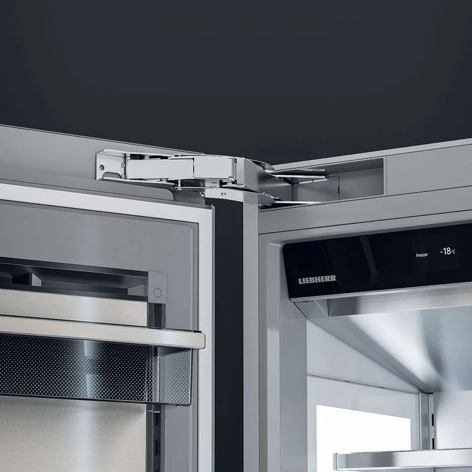 מקפיא אינטגרלי 45.7 ס"מ NoFrost IceMaker סדרת היוקרה MONOLITH תוצרת LIEBHERR דגם EGN 9171
