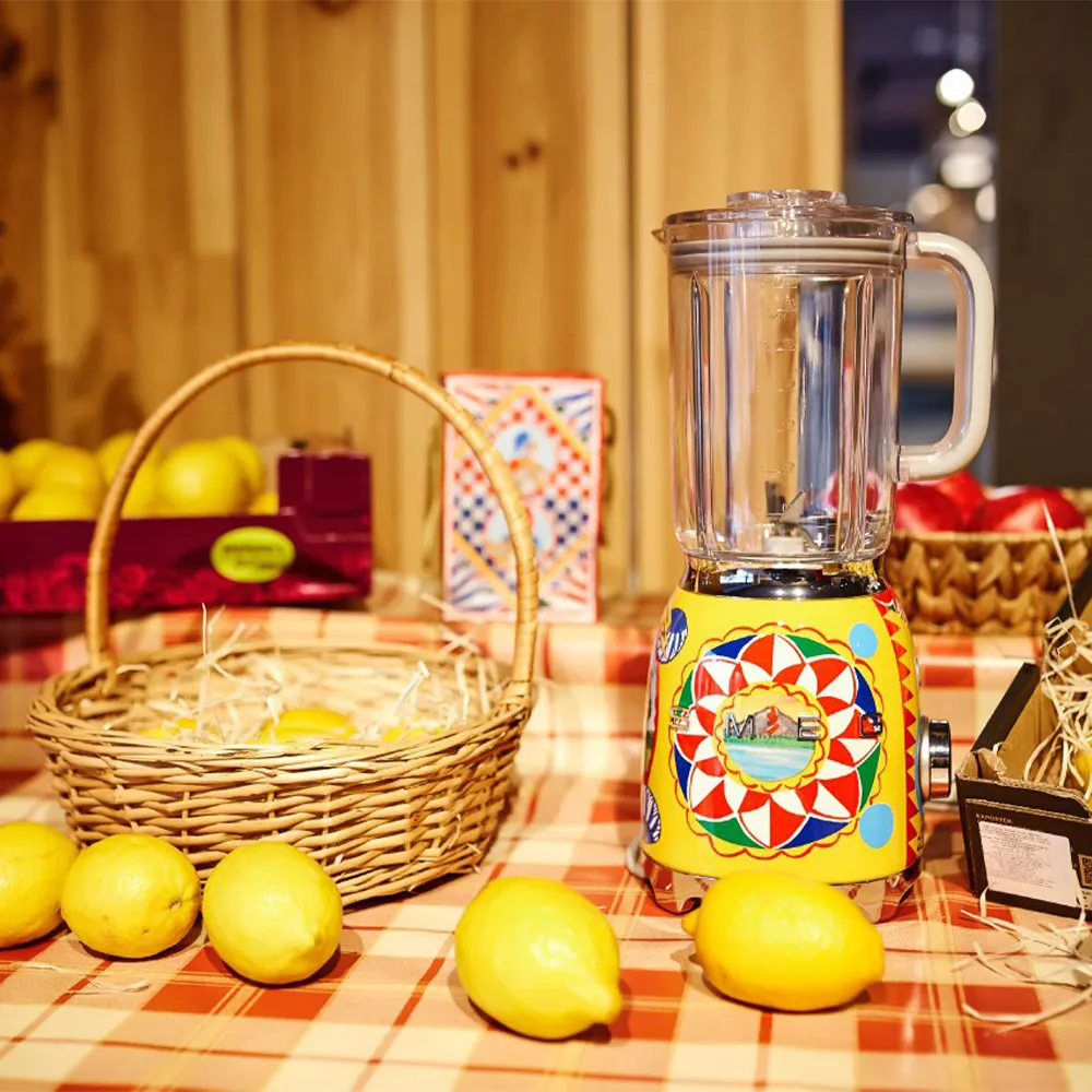 SMEG בלנדר רטרו עומד SMEG בעיצוב DOLCE & GABBANA תוצרת SMEG דגם BLF01DGEU — תמונה 5