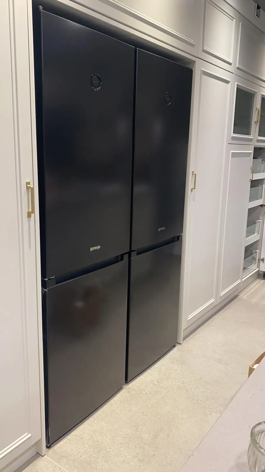 Gorenje מקרר מקפיא תחתון רוחב 120 ס"מ NO FROST שחור משי מט סדרת Simplicity תוצרת Gorenje דגם NRK6192SYBK — תמונה 4
