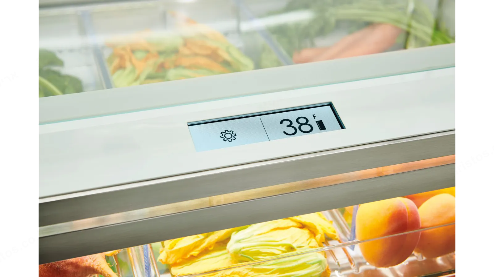 SUB ZERO מקרר אינטגרלי מקפיא תחתון 91 ס"מ 490 ליטר מתקן מים וקרח פנימי תוצרת Sub zero דגם ICBDET3650CIID — תמונה 15