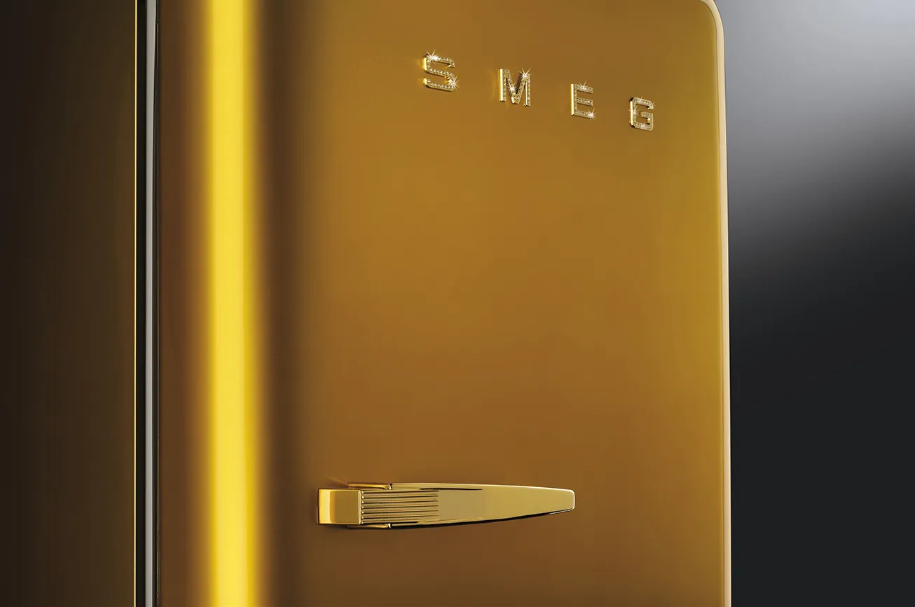 SMEG מקרר משולב מקפיא רטרו מסדרת 50'Retro Style תוצרת SMEG דגם FAB28RDG — תמונה 4