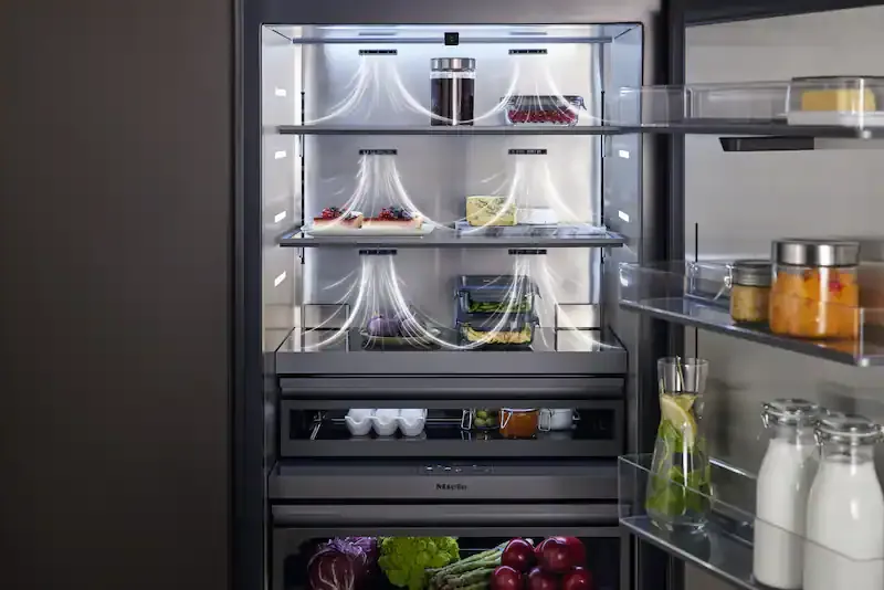 מקרר אינטגרלי מקפיא תחתון 90 ס"מ IceMaker FrenchDoor דלת Push2open סדרת MasterCool תוצרת Miele דגם KFMC 3844 FD