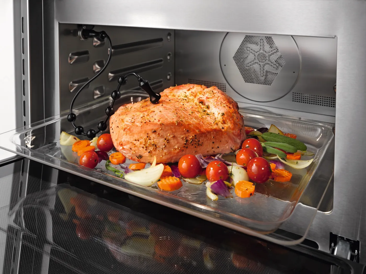 Miele תנור שף משולב מיקרוגל 45 ס"מ MIELE דגם H6800BMX black — תמונה 4
