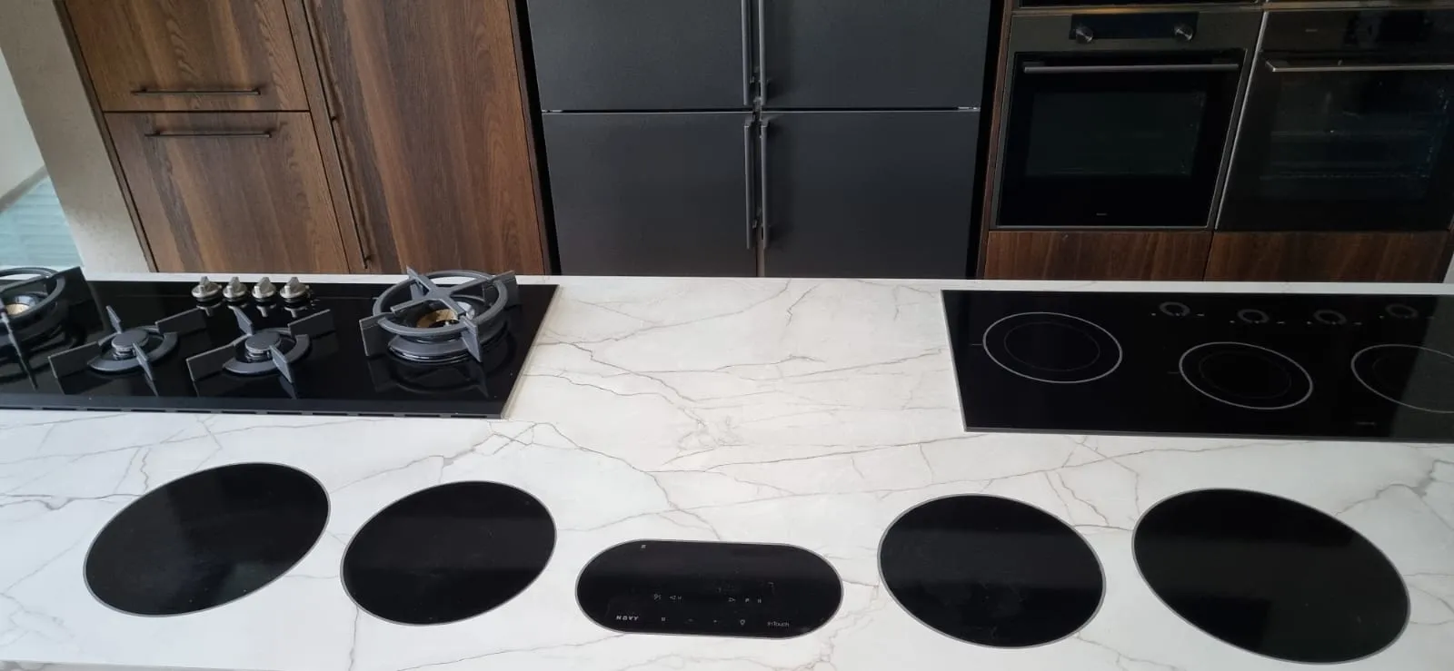 NOVY כיריים אינדוקציה מודולריות 4 מוקדים Multi zone תוצרת NOVY בלגיה דגם NOVY 1790 — תמונה 12