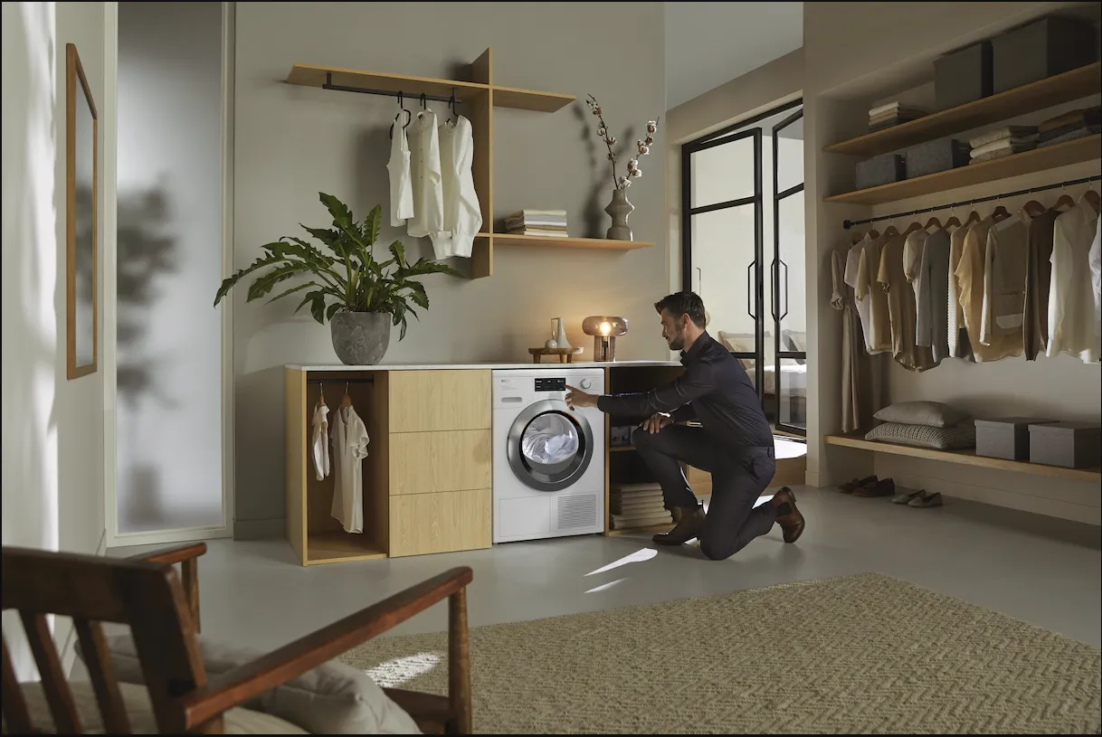 Miele מייבש כביסה 9 ק"ג קונדנסור עם משאבת חום וייבוש באדים MIELE דגם TEL 785 WP — תמונה 15