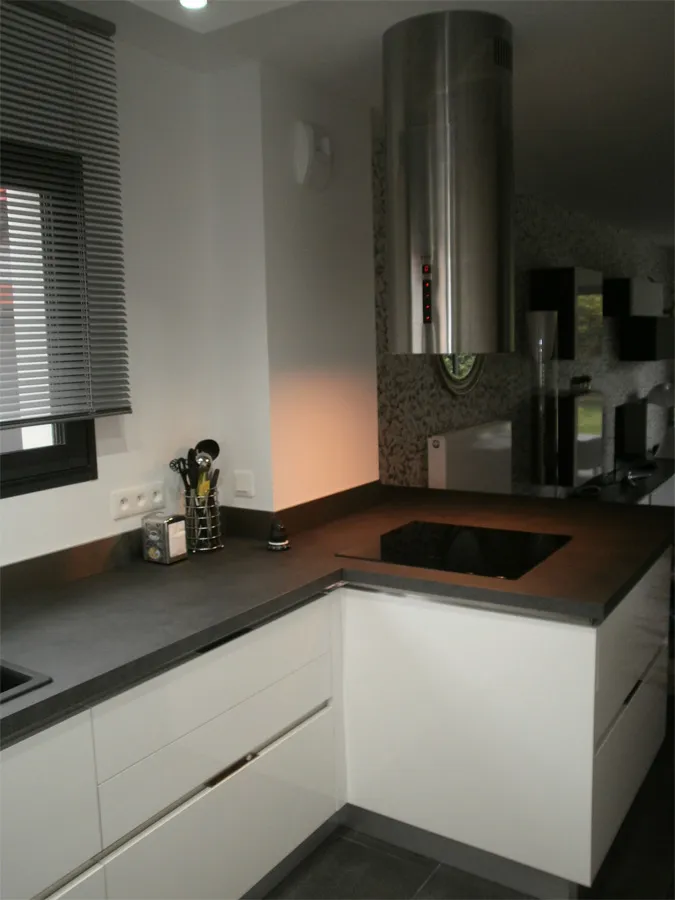 Gorenje קולט אדים תקרתי בעיצוב גליל ברוחב 39 ס"מ GORENJE IDR4545E — תמונה 2