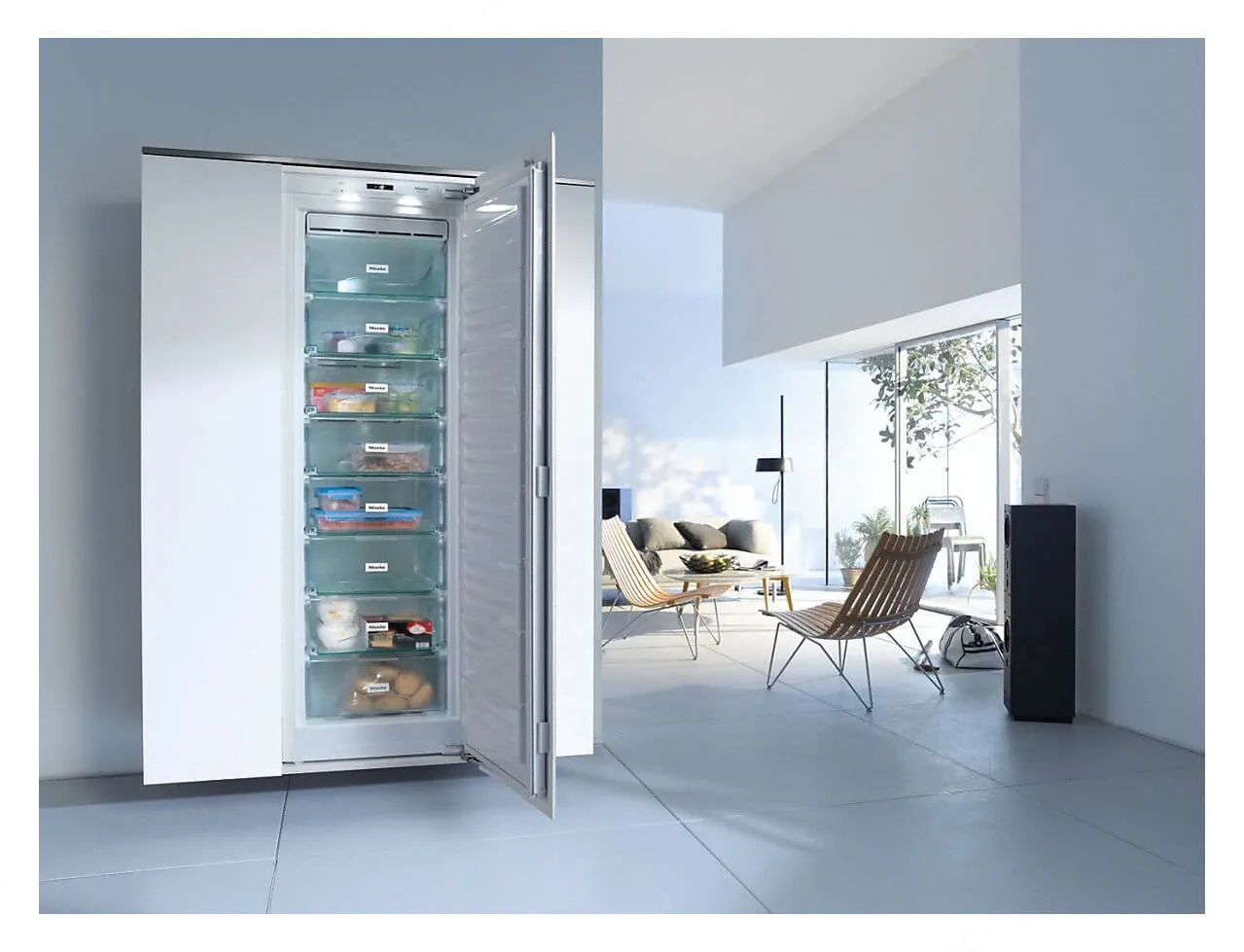 Miele מקפיא אינטגרלי 60 ס''מ NO FROST יצרן קרח עם חיבור מים תוצרת Miele דגם FNS 37492 iE — תמונה 3
