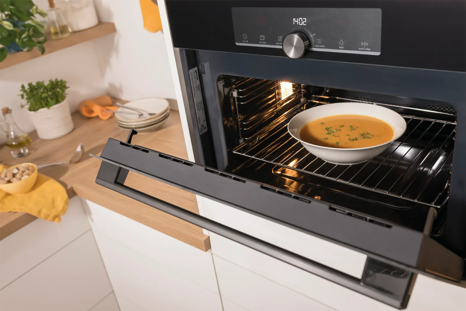 Gorenje תנור בנוי משולב מיקרוגל 45 ס''מ 50 ליטר ניקוי באדים AirFry+ גימור שחור מלא תוצרת Gorenje דגם BCM4547A10BG — תמונה 12