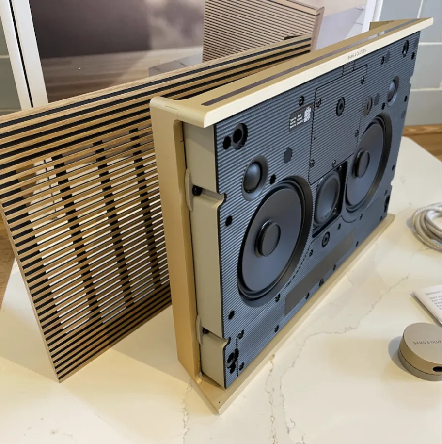 bang & olufsen רמקול Wi-Fi ביתי חכם ונייד תוצרת B&O דגם Beosound Level — תמונה 14