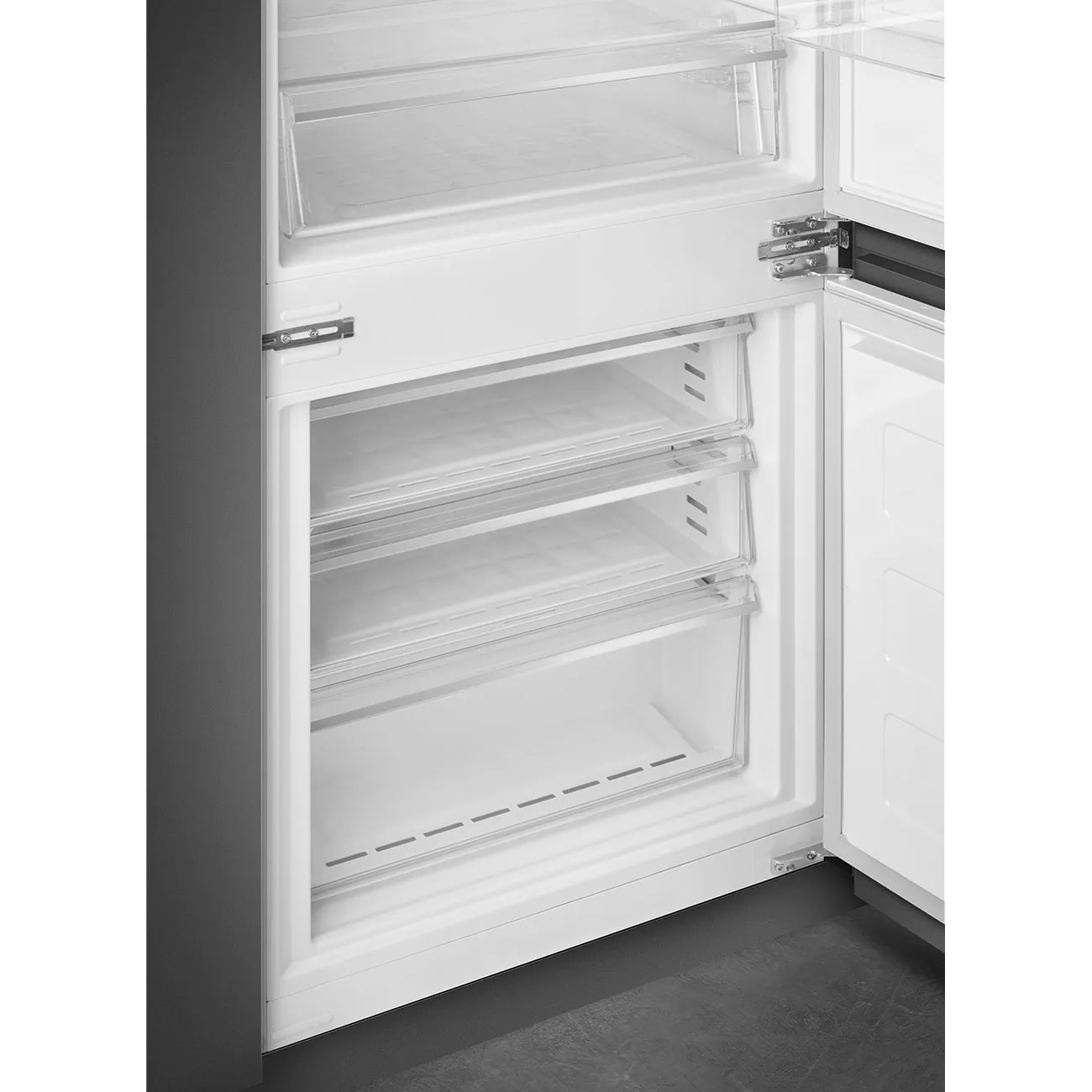 SMEG מקרר אינטגרלי 140 ס"מ 740 ליטר מקפיא תחתון יצרן קרח מנוע אינוורטר TOTAL NO FROST תוצרת SMEG דגם C875TNE 140 — תמונה 5