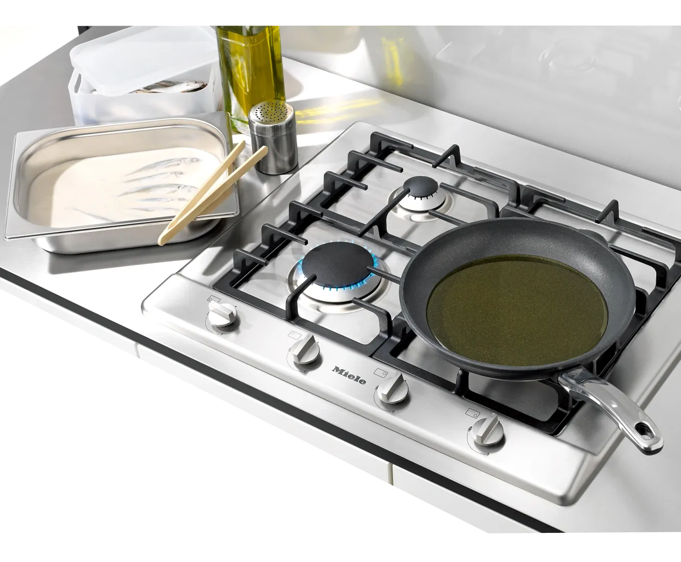 Miele כיריים גז 60 ס"מ 4 מבערים גימור נירוסטה תוצרת Miele דגם KM 2010G — תמונה 2