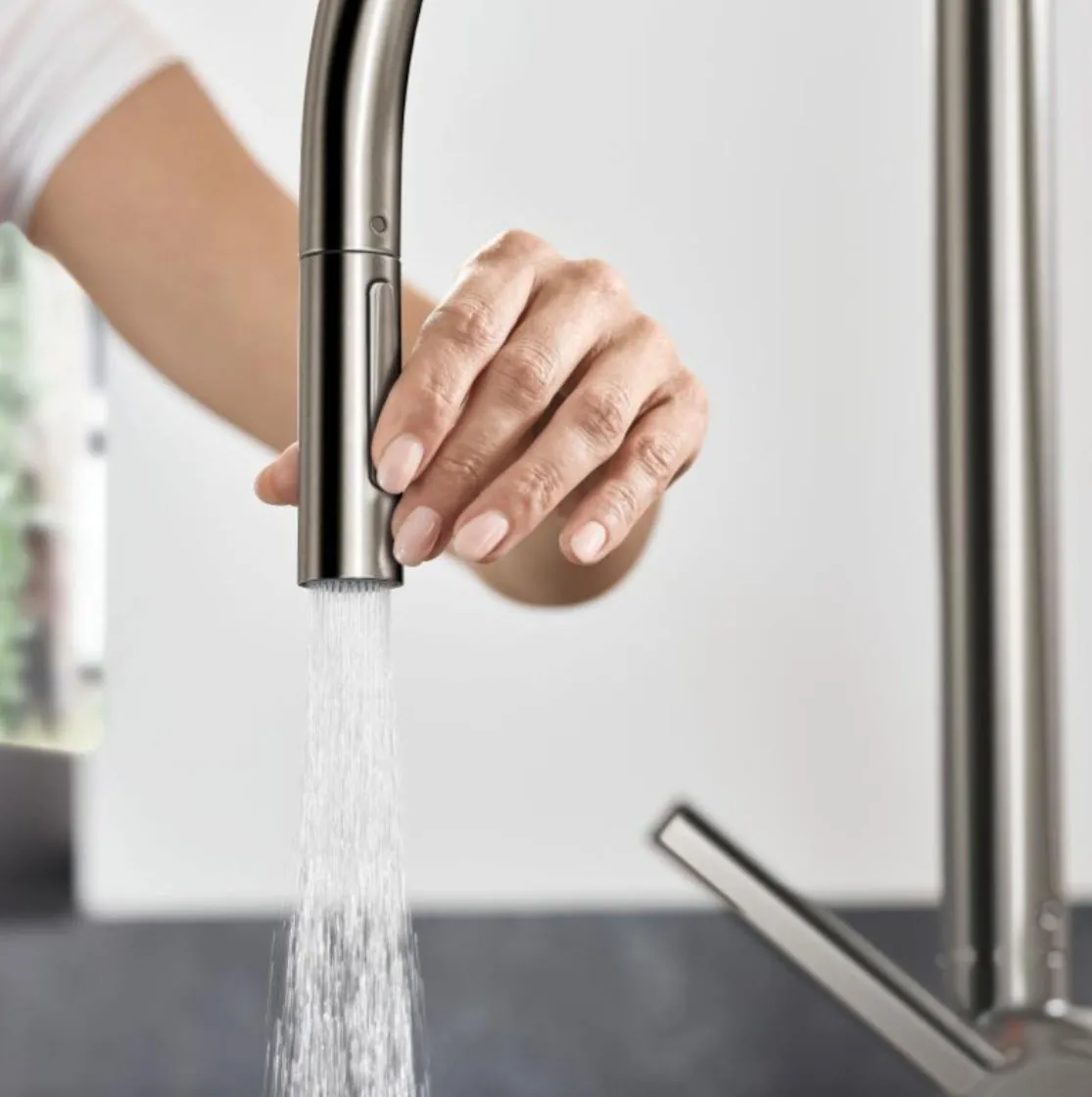 HANSGROHE ברז מטבח נשלף בגימור נירוסטה מוברשת TALIS מבית HANSGROHE גרמניה דגם 72800800  — תמונה 2