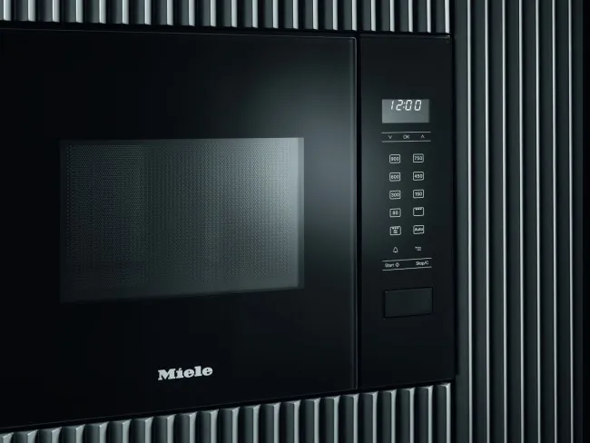 Miele מיקרוגל בנוי משולב גריל גובה 38 ס"מ זכוכית שחורה תוצרת Miele דגם M 2234 SC Black — תמונה 4