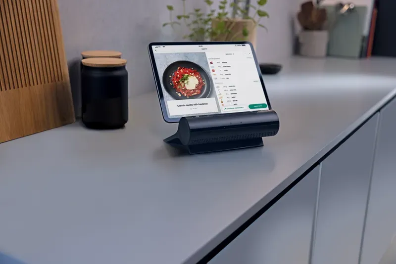 תנור בנוי פירוליטי 60 ס"מ AirFry גימור שחור מט studioLine IQ700 תוצרת Siemens דגם HB976GMM1