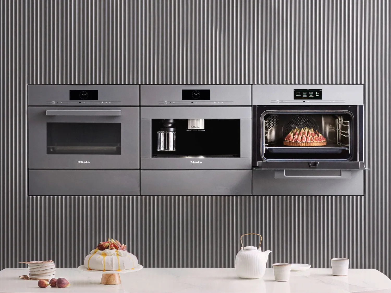 Miele תנור שף משולב מיקרו 45 ס"מ VITRO LINE M-Touch תוצרת Miele דגם H 7840 BM grey — תמונה 7