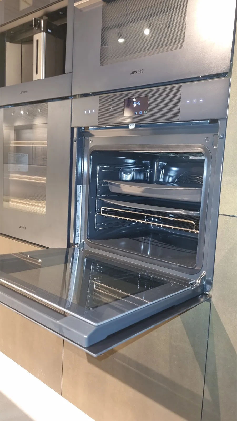 SMEG תנור בנוי 60 ס"מ AirFry טכנולוגיית Galileo גימור אפור מוברש Neptune Grey סדרת LINEA תוצרת SMEG דגם SO6102TG — תמונה 16