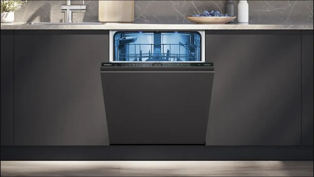 Siemens מדיח כלים אינטגרלי מלא 60 ס"מ פתיחה אוטומטית הקרנה גרפית HomeConnect תוצרת Siemens דגם SN65EX15BE — תמונה 2