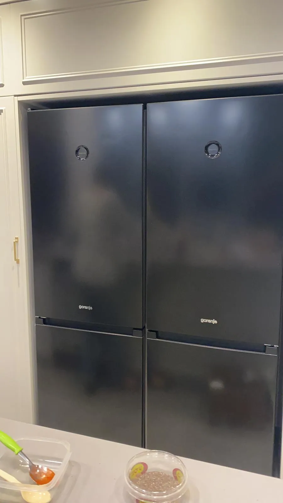 Gorenje מקרר מקפיא תחתון רוחב 120 ס"מ NO FROST שחור משי מט סדרת Simplicity תוצרת Gorenje דגם NRK6192SYBK — תמונה 5
