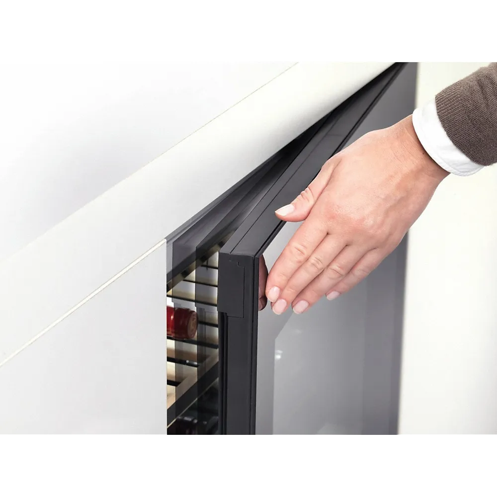 Miele מקרר יין ‏34 בקבוקים 2 אזורי קירור דלת Push2open תוצרת Miele דגם KWT 6322 UG — תמונה 3