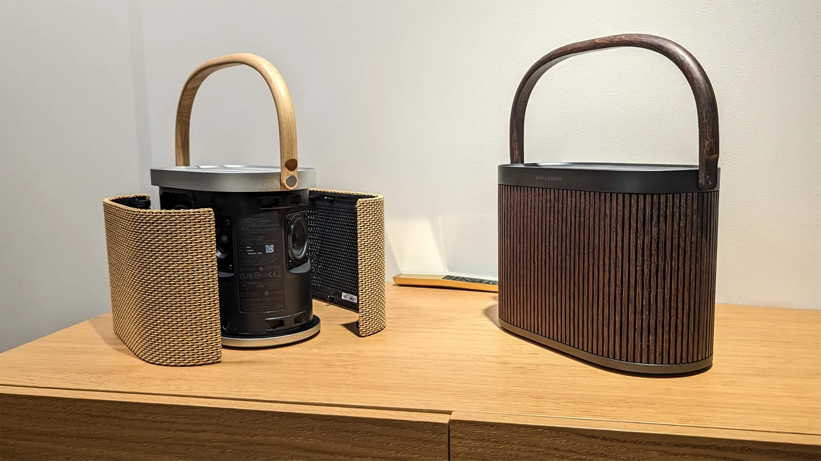 bang & olufsen רמקול Wi-Fi & Bluetooth נייד ועוצמתי מותאם לחוץ תוצרת B&O דגם Beosound A5 — תמונה 12