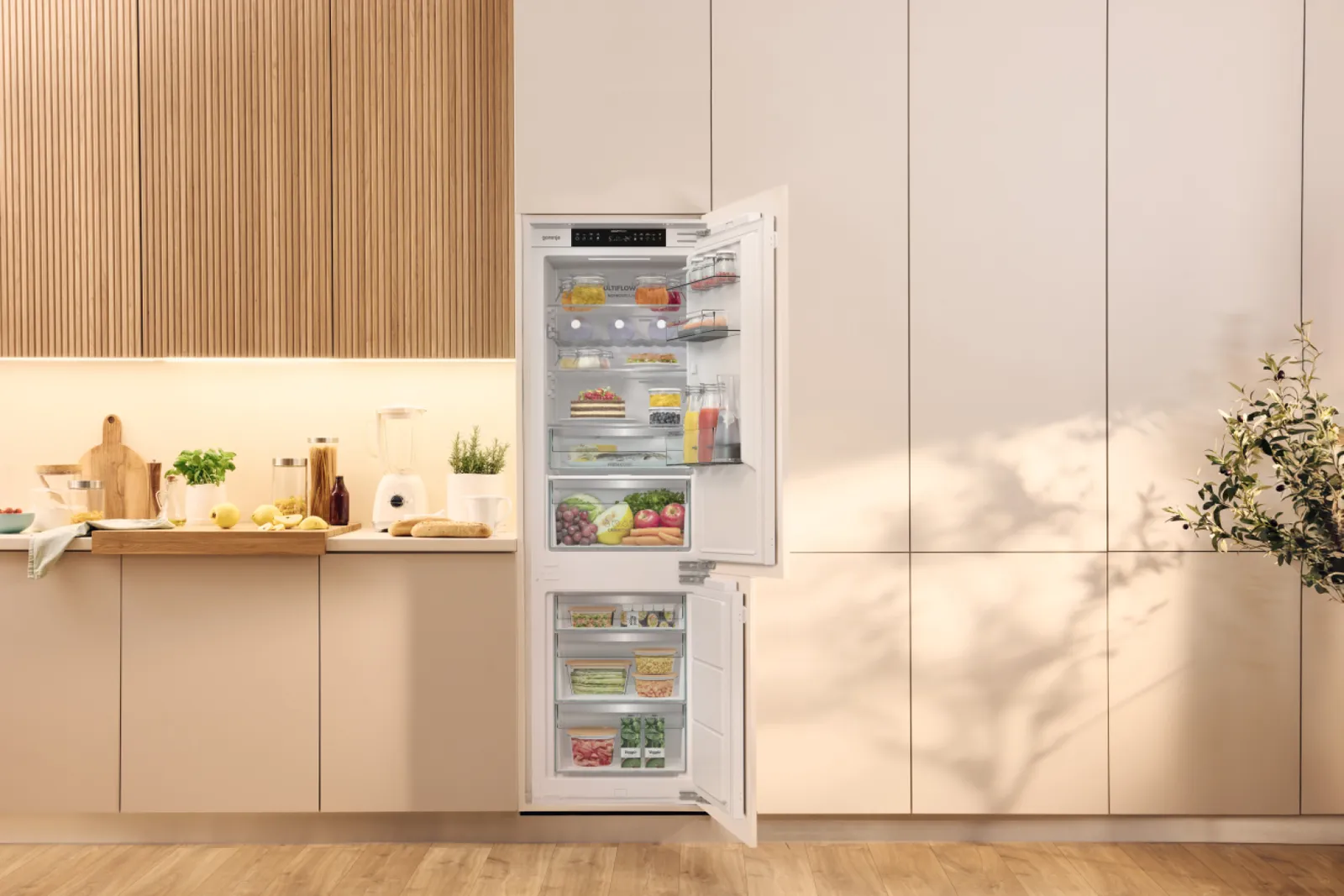 Gorenje מקרר אינטגרלי 60 ס"מ מקפיא תחתון גמיש 252 ליטר NoFrost Dual תוצרת Gorenje דגם NRKI517E62WF — תמונה 11