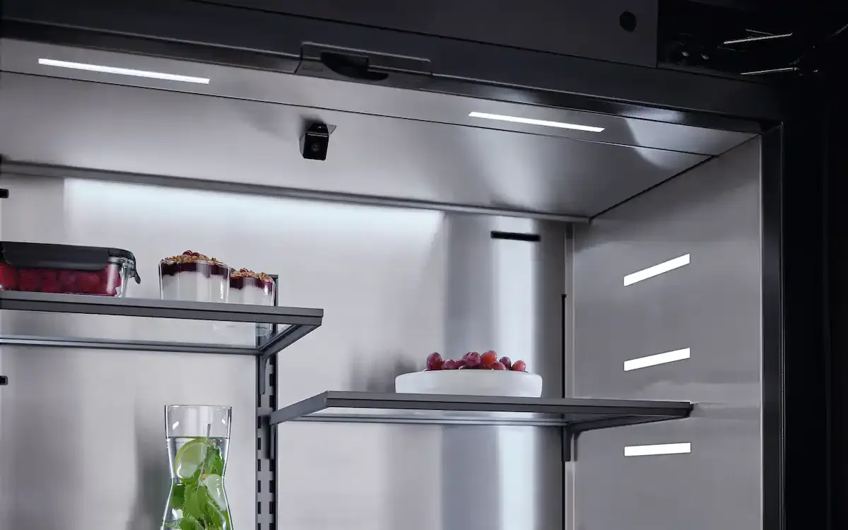 Miele מקרר אינטגרלי מקפיא תחתון 90 ס"מ IceMaker FrenchDoor דלת Push2open סדרת MasterCool תוצרת Miele דגם KFMC 3844 FD — תמונה 8