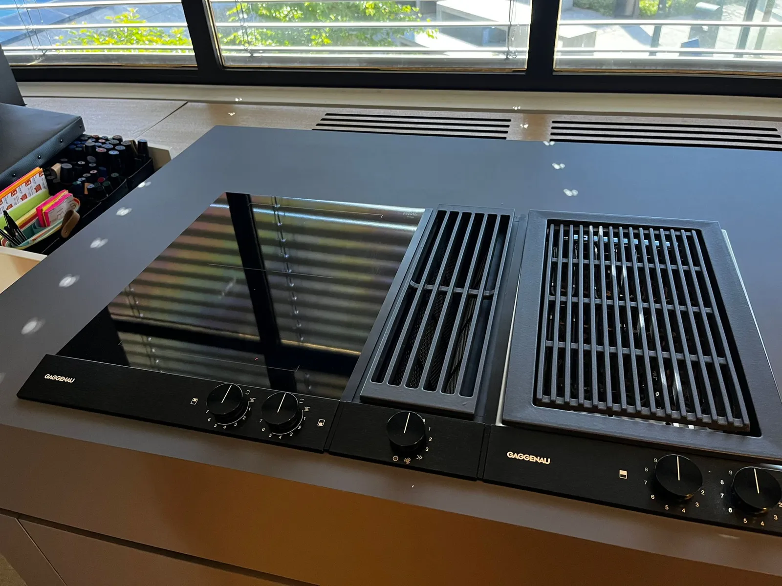 GAGGENAU כיריים דומינו גריל 28 ס"מ פאנל שחור מט סדרה Vario 200 תוצרת GAGGENAU דגם VR230120 — תמונה 11