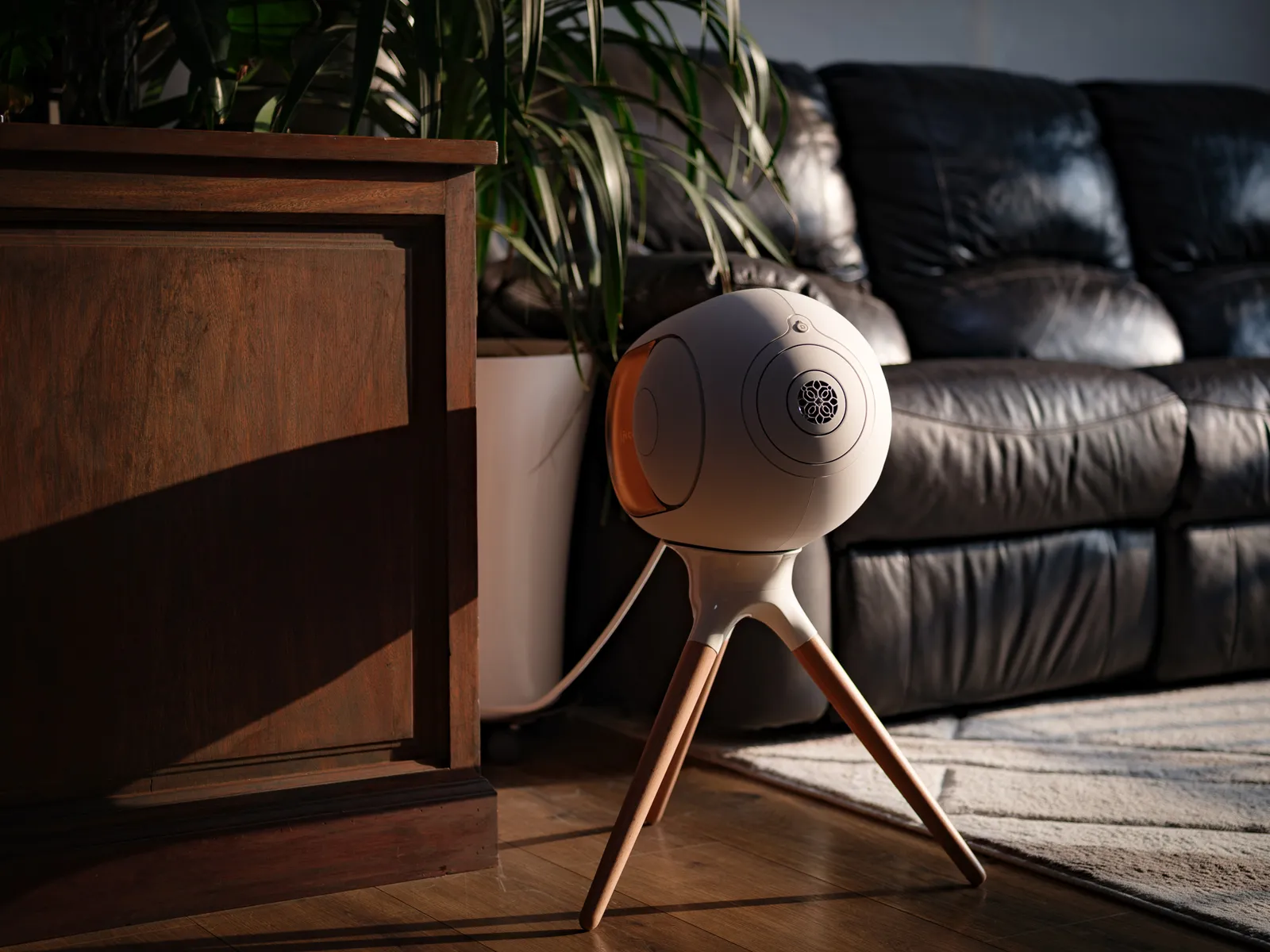 DEVIALET רמקול יחיד 1100Watts RMS גימור Gold Leaf מבית DEVIALET דגם PHANTOM I 108 DB OPÉRA DE PARIS — תמונה 8