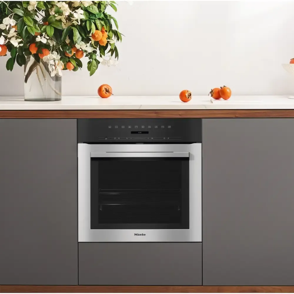 Miele תנור בנוי פירוליטי 60 ס"מ 76 ליטר סגירה ופתיחה שקטה חיבור WI-FI גימור נירוסטה תוצרת Miele דגם H 7161 BP Inox Clst — תמונה 5