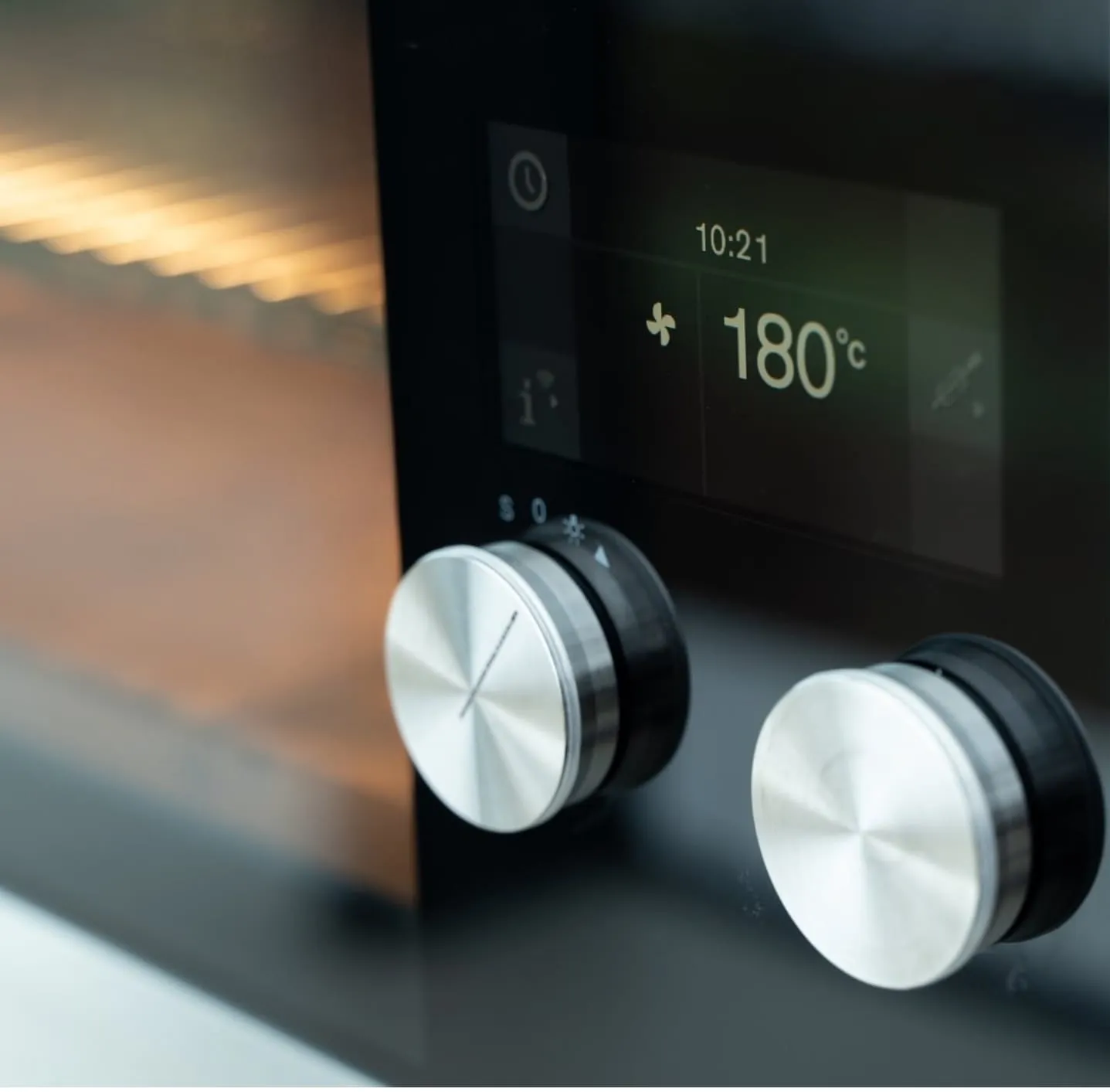 GAGGENAU תנור בנוי 90 ס"מ פירוליטי נירוסטה מוברשת מצב שבת טריקה שקטה תוצרת GAGGENAU דגם EB333111 — תמונה 7