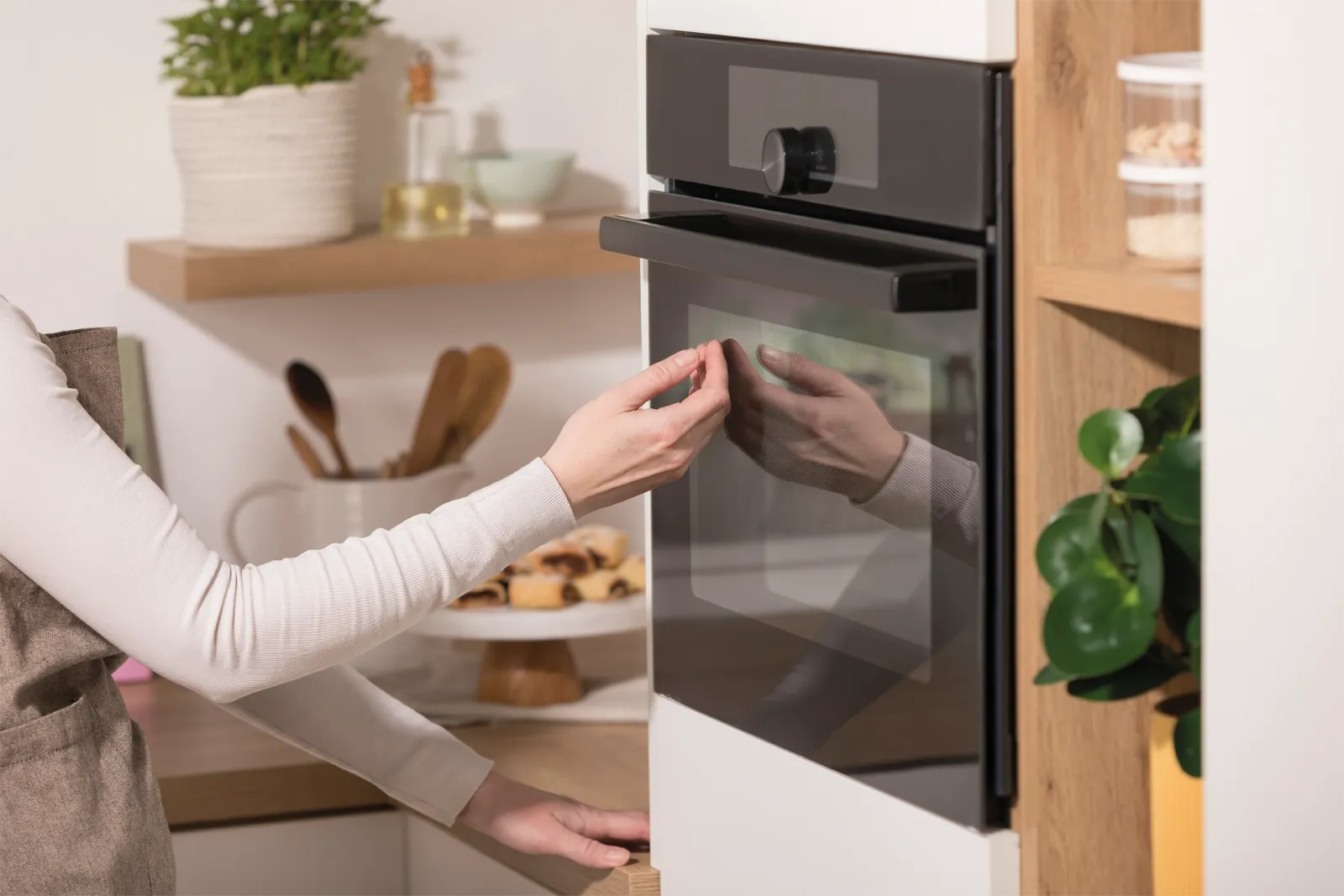 Gorenje תנור בנוי משולב מיקרוגל 45 ס''מ 50 ליטר ניקוי באדים AirFry+ גימור שחור מלא תוצרת Gorenje דגם BCM4547A10BG — תמונה 10