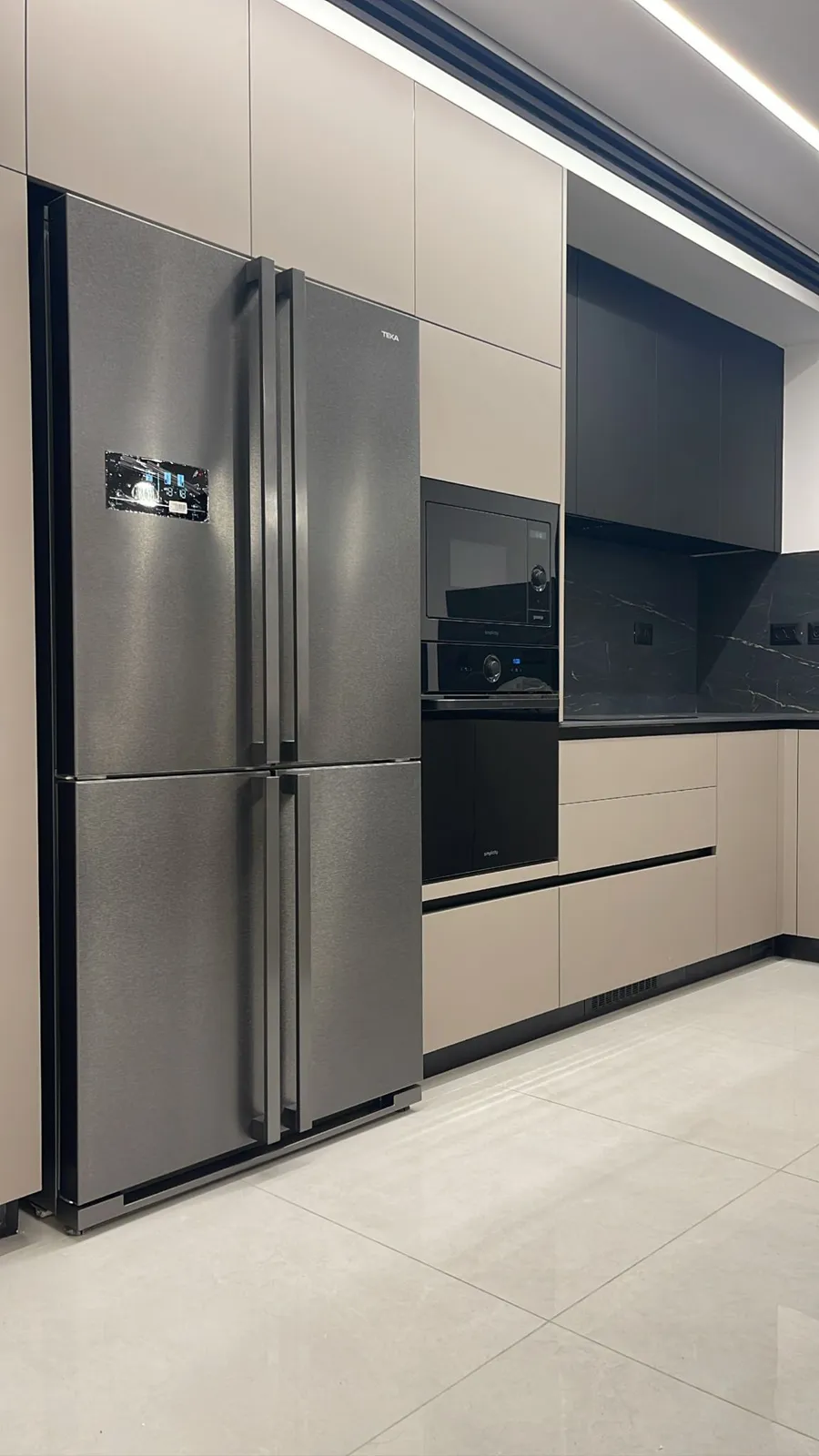Gorenje תנור בנוי 60 ס''מ אפייה בלחות ExtraSteam ו-AirFry שחור מלא סדרת Simplicity תוצרת Gorenje דגם BOS8737SYB — תמונה 6