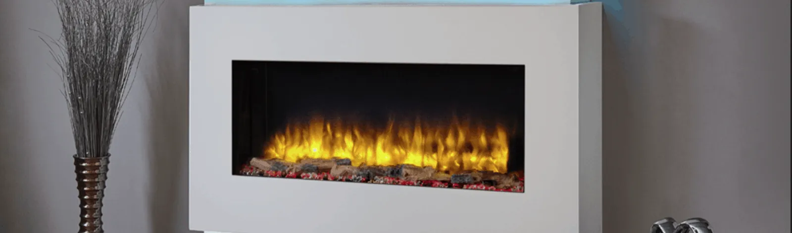 Charlton & Jenrick קמין חשמלי 89 ס"מ הספק 2kW תצוגת להבה ריאליסטית תלת ממדית מבית Charlton & Jenrick אנגליה דגם i890e Slim — תמונה 3