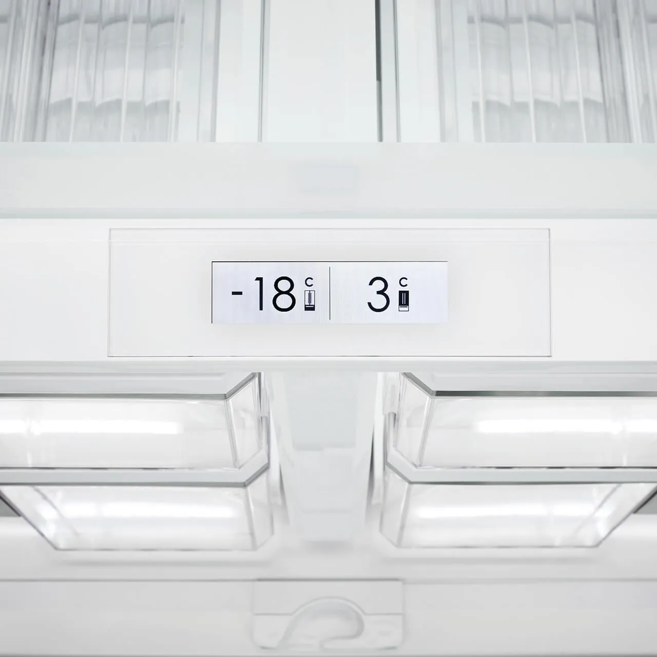 SUB ZERO מקרר ומקפיא SIDE BY SIDE קו ארון 107 ס"מ נירוסטה 682 ליטר יצרן קרח תוצרת Sub zero דגם ICBCL4250S/S — תמונה 13